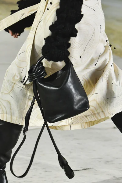Look 57